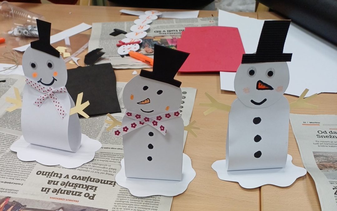 Zdrava šola: izdelovanje snežakov v Domu za starejše v Murski Soboti